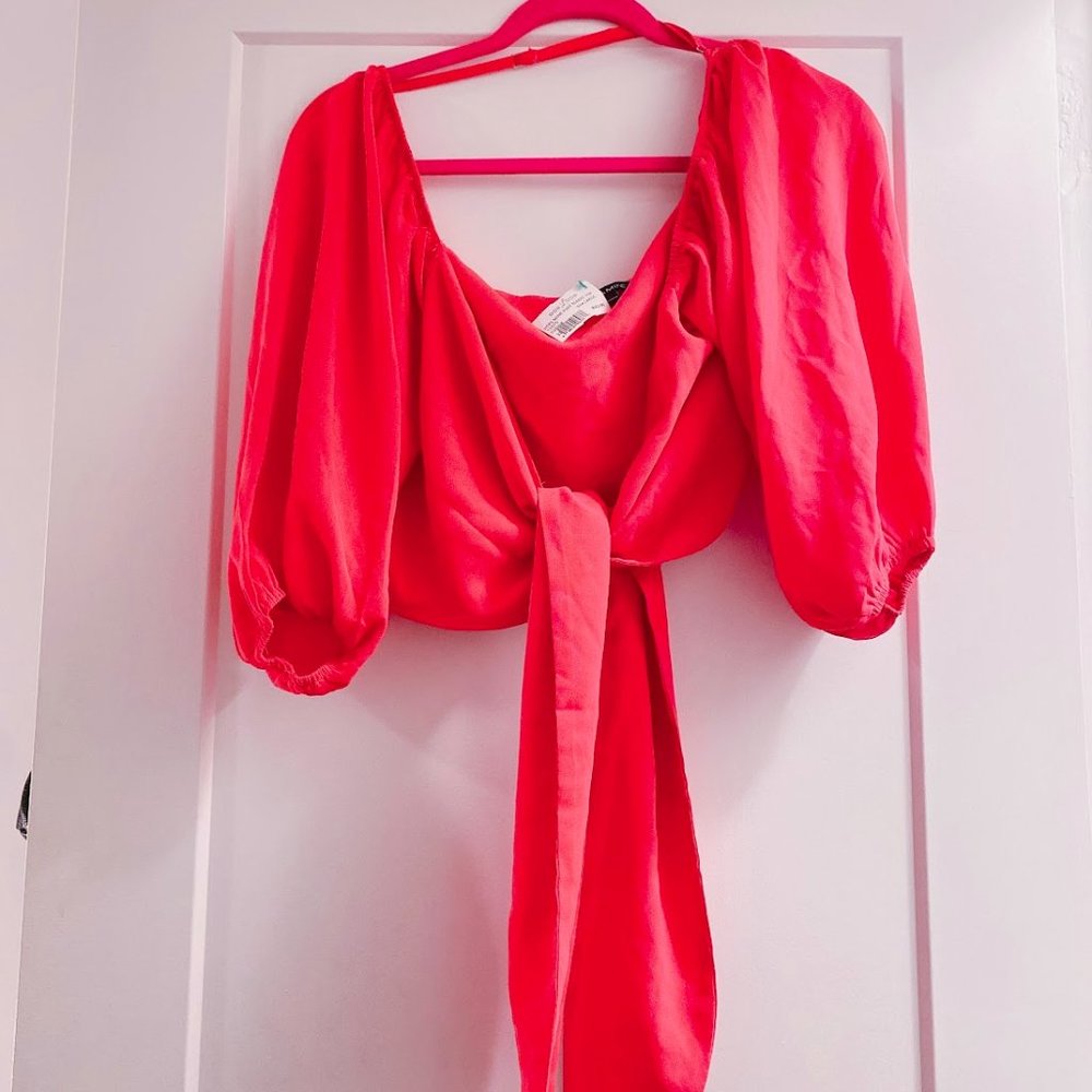 Dor L Dor Hot Pink Tie Front Puff Sleeve Crop